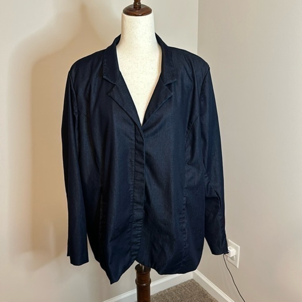 Venezia Jeans Stretch Blazer in Soft Denim Material Size 24